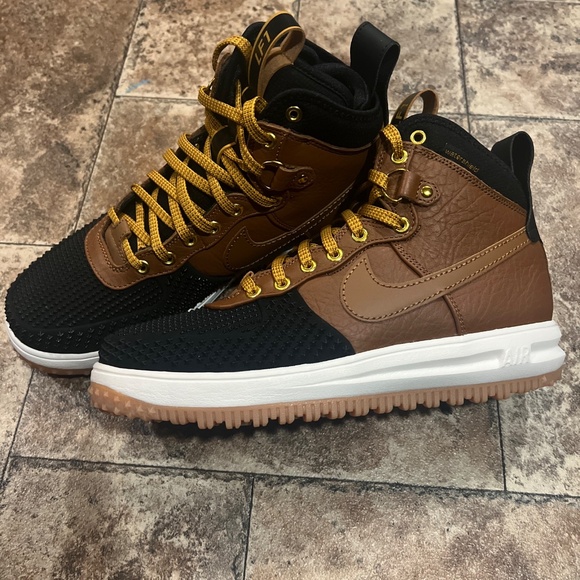 Nike Air LF1 - Picture 4 of 5